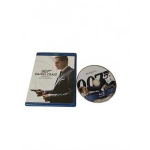 007 Daniel Craig Casino Royale + Quantam Of Solace & Skyfall Blu-ray Disc
